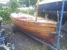 Mayfly - A lovely & complete classic clinker day boat with a bermudan rig, oars, trailer etc.